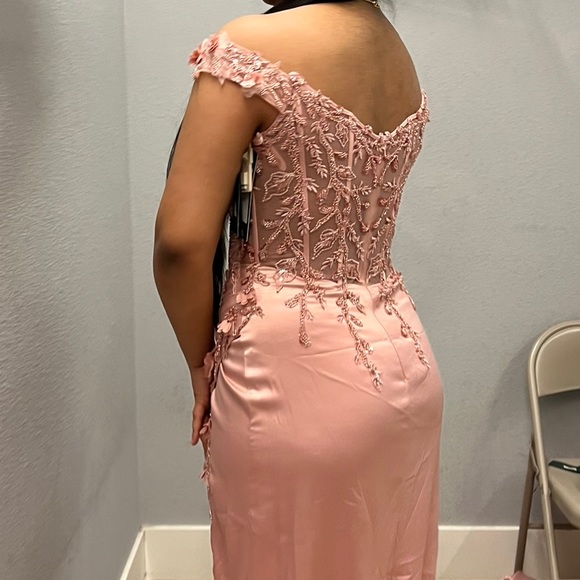 Pink slit Dress - Picture 2 of 5